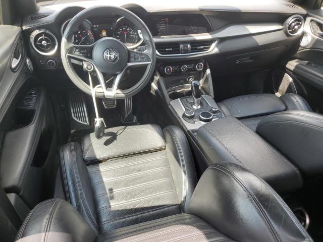 ZASFAKNN3J7C22667 - 2018 ALFA ROMEO STELVIO TI SPORT SILVER photo 8