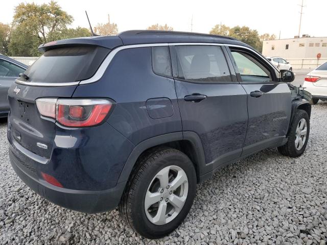 3C4NJDBB3JT307935 - 2018 JEEP COMPASS LATITUDE أزرق صورة 3