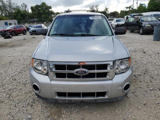 1FMCU0C78BKC60109 - 2011 FORD ESCAPE XLS SILVER photo 5