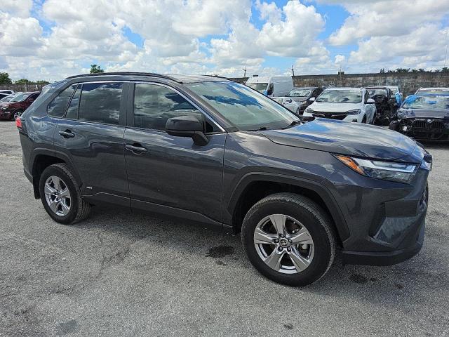 2T3LWRFV9RW224623 - 2024 TOYOTA RAV4 LE Gri fotoğraf 4