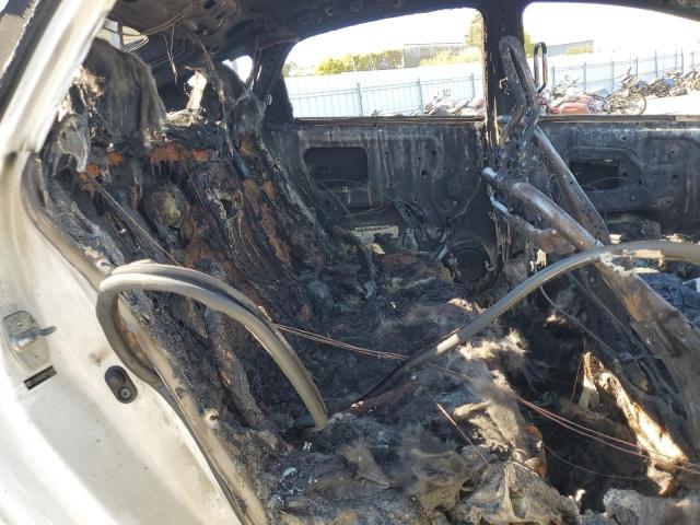 JTDKN3DU2B1363888 - 2011 TOYOTA PRIUS WHITE photo 10