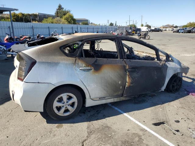 JTDKN3DU2B1363888 - 2011 TOYOTA PRIUS WHITE photo 3