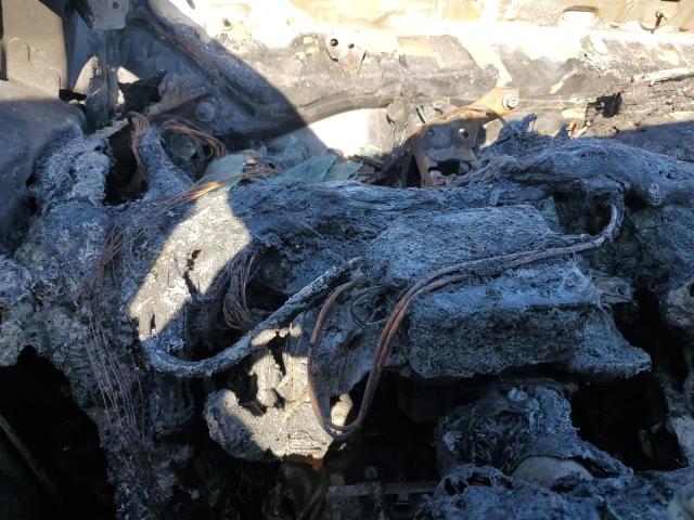 JTDKN3DU2B1363888 - 2011 TOYOTA PRIUS WHITE photo 9