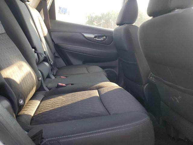 KNMAT2MV2JP544375 - 2018 NISSAN ROGUE S 银色 照片 11