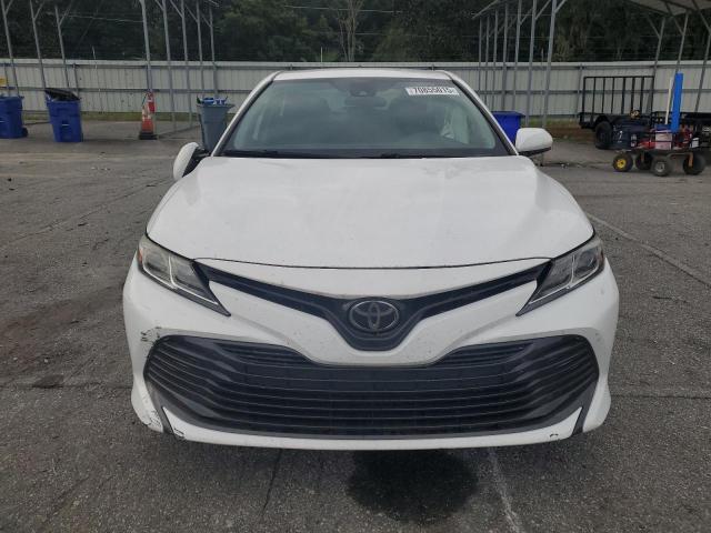 4T1B11HK7KU712319 - 2019 TOYOTA CAMRY L თეთრი ფოტო 5