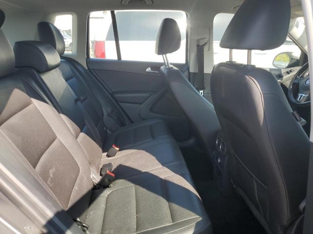 WVGAV7AX2HK030901 - 2017 VOLKSWAGEN TIGUAN S GRAY photo 10