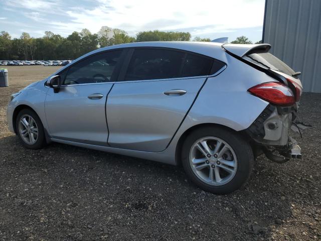 3G1BE6SM3JS596995 - 2018 CHEVROLET CRUZE LT ვერცხლისფერი ფოტო 2