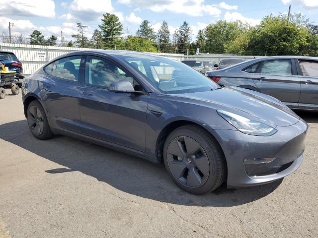 5YJ3E1EB2NF238553 - 2022 TESLA MODEL 3 GRAY photo 4