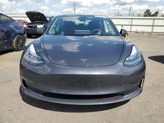 5YJ3E1EB2NF238553 - 2022 TESLA MODEL 3 GRAY photo 5