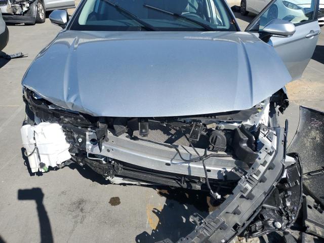 4T1DAACK1SU157397 - 2025 TOYOTA CAMRY XSE Silber Foto 11