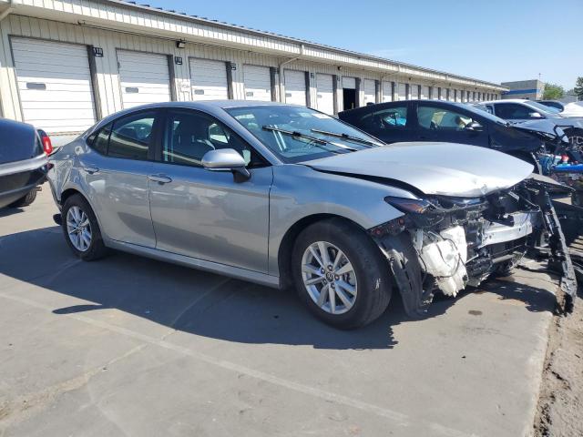 4T1DAACK1SU157397 - 2025 TOYOTA CAMRY XSE Silber Foto 4