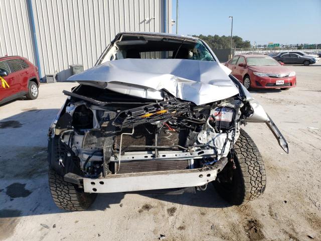 JTEBU5JRXG5314996 - 2016 TOYOTA 4RUNNER SR5/SR5 PREMIUM 银色 照片 5