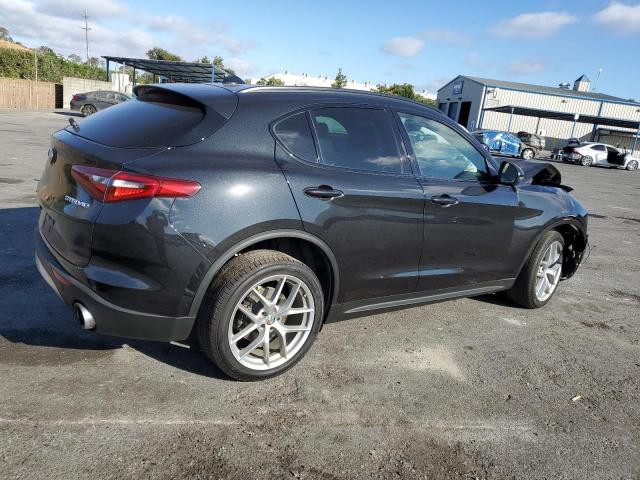 ZASFAKNNXJ7B99601 - 2018 ALFA ROMEO STELVIO TI SPORT BLACK photo 3