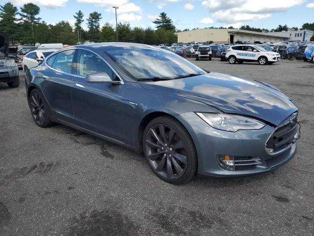 5YJSA1H11EFP41212 - 2014 TESLA MODEL S GRAY photo 4
