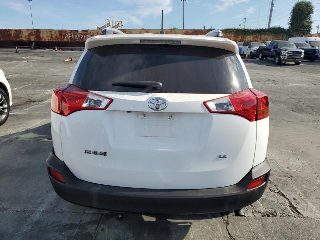 JTMZFREV7FD068375 - 2015 TOYOTA RAV4 LE თეთრი ფოტო 6