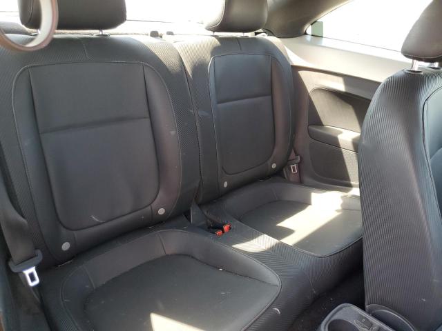 3VWJP7AT8DM605000 - 2013 VOLKSWAGEN BEETLE TAN photo 10