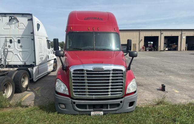 3AKJGLDR8HSGP4790 - 2017 FREIGHTLINER CASCADIA 1 红色 照片 11