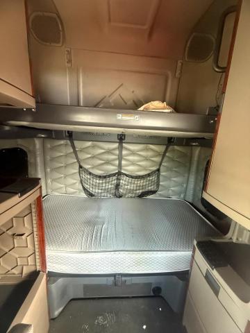 3AKJGLDR8HSGP4790 - 2017 FREIGHTLINER CASCADIA 1 红色 照片 6