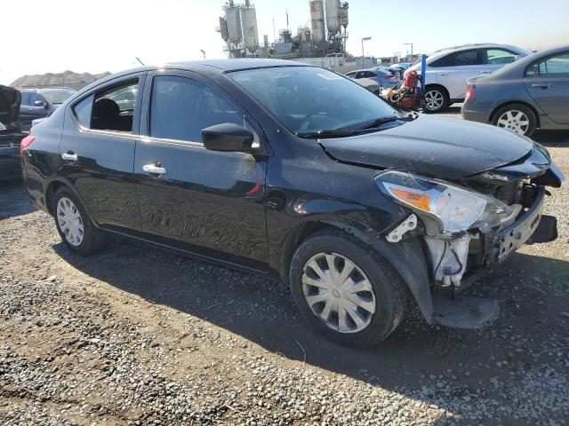 3N1CN7AP7JL862318 - 2018 NISSAN VERSA S 黑色 照片 4