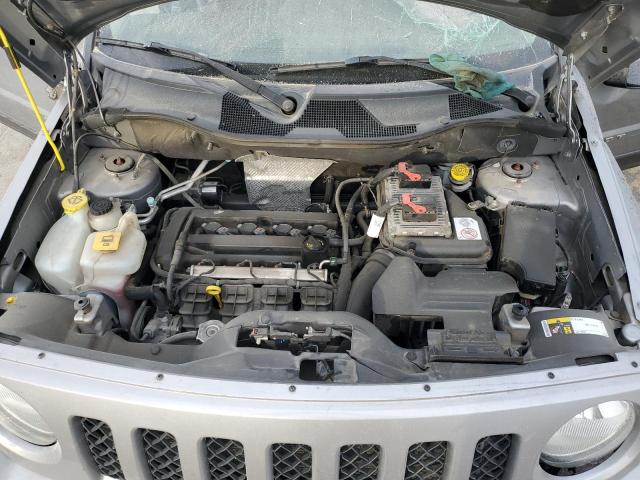 1C4NJPFA6GD589005 - 2016 JEEP PATRIOT LATITUDE SILVER photo 12