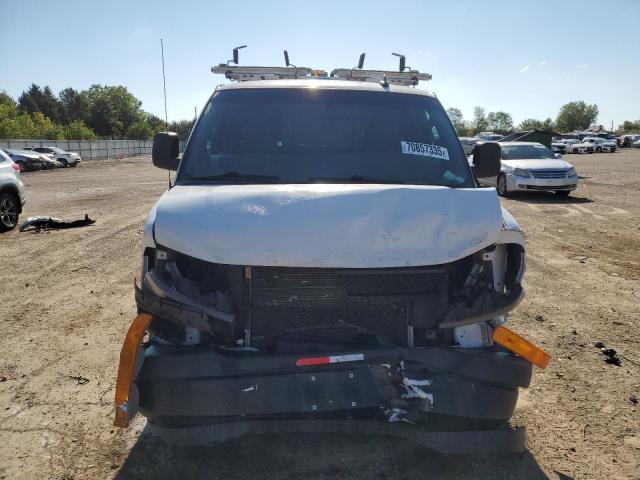 1GCWGAFP9J1322891 - 2018 CHEVROLET EXPRESS G2 თეთრი ფოტო 5