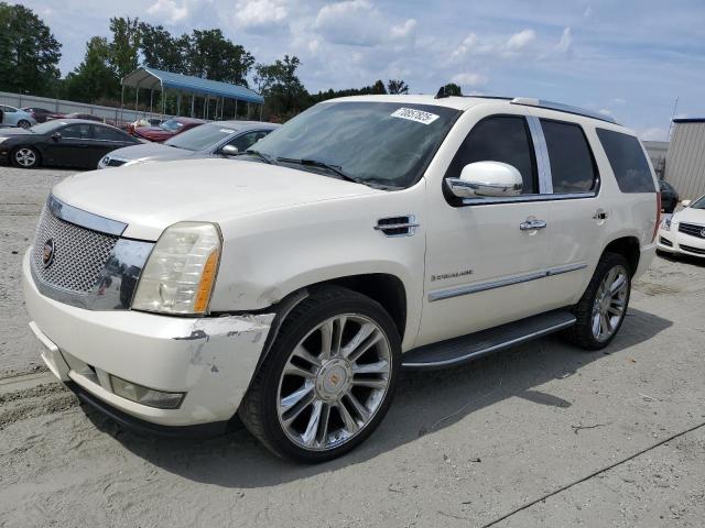 2008 CADILLAC ESCALADE LUXURY, 