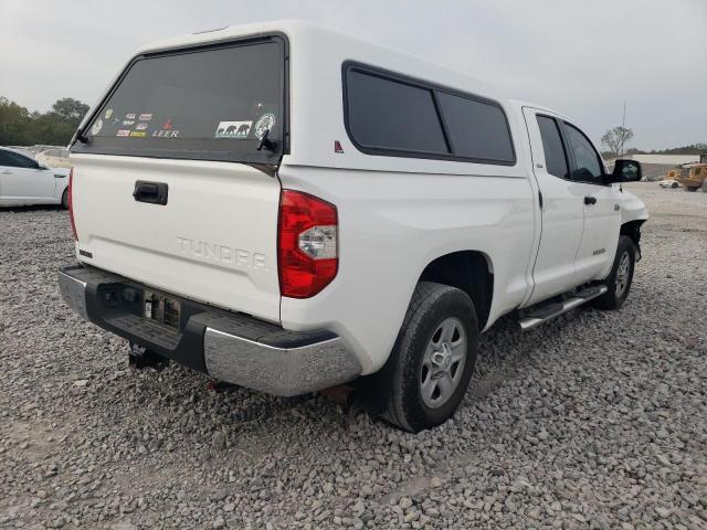 5TFRY5F11KX244229 - 2019 TOYOTA TUNDRA DOUBLE CAB SR/SR5 WHITE photo 3