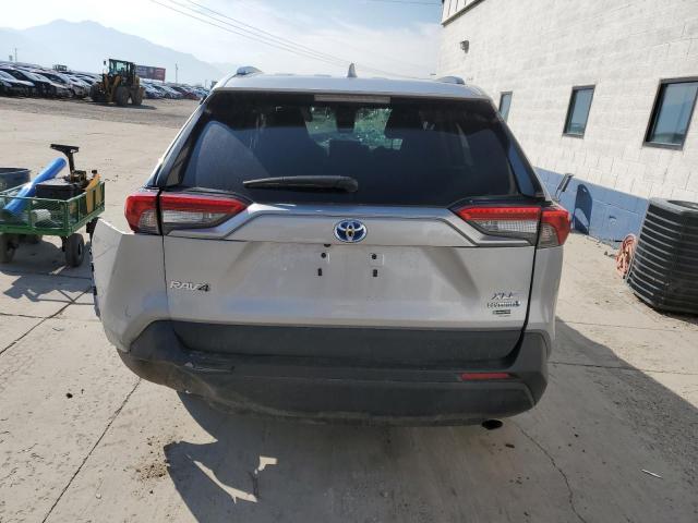 2T3RWRFV5RW214469 - 2024 TOYOTA RAV4 XLE SILVER photo 6