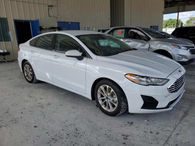 3FA6P0HD8KR243058 - 2019 FORD FUSION SE WHITE photo 1