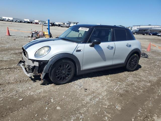 2017 MINI COOPER, 