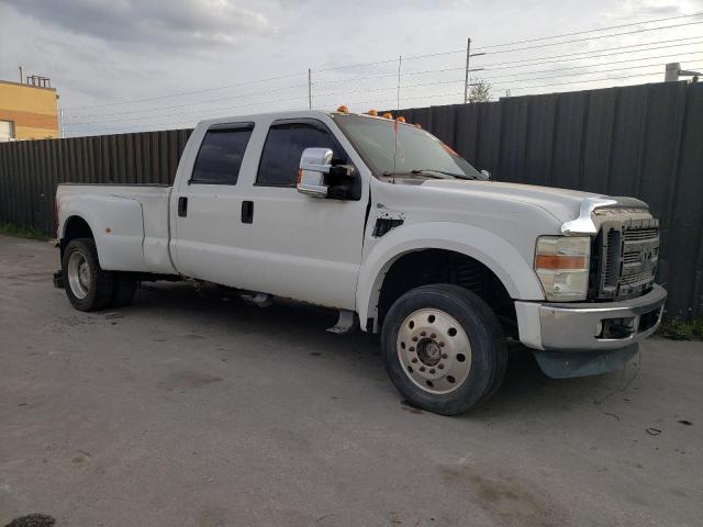 1FTXW43R88EC18281 - 2008 FORD F450 SUPER DUTY WHITE photo 4