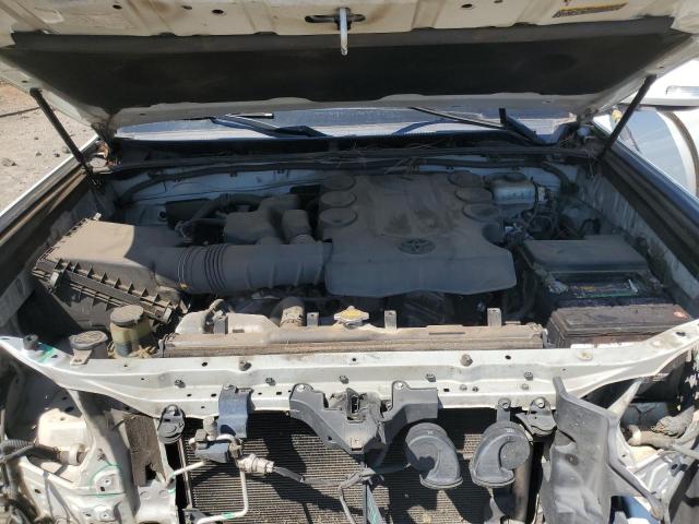 JTEZU5JR5B5032045 - 2011 TOYOTA 4RUNNER SR5 თეთრი ფოტო 12