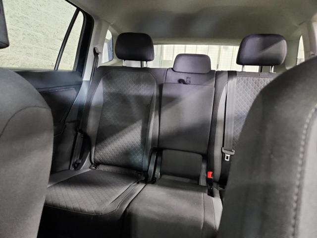 3VV0B7AX2LM033406 - 2020 VOLKSWAGEN TIGUAN S 黑色 照片 10