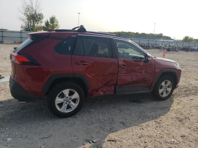 2T3P1RFV9MW242130 - 2021 TOYOTA RAV4 XLE RED photo 3