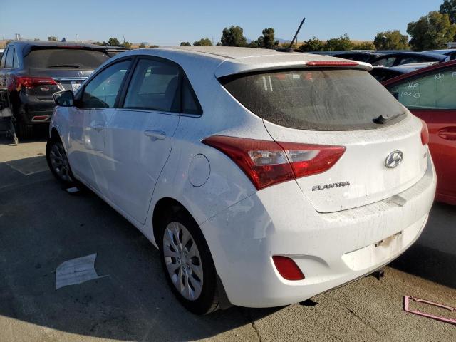 KMHD35LH0HU359159 - 2017 HYUNDAI ELANTRA GT WHITE photo 2