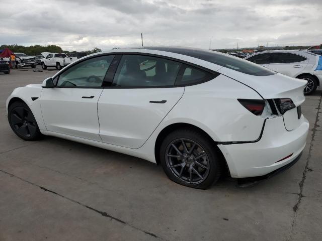 5YJ3E1EA0NF321549 - 2022 TESLA MODEL 3 WHITE photo 2