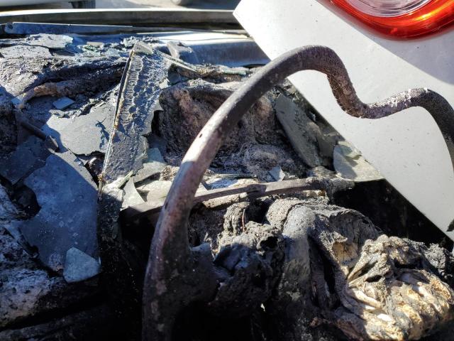 1G1ZC5E04CF122312 - 2012 CHEVROLET MALIBU 1LT თეთრი ფოტო 9