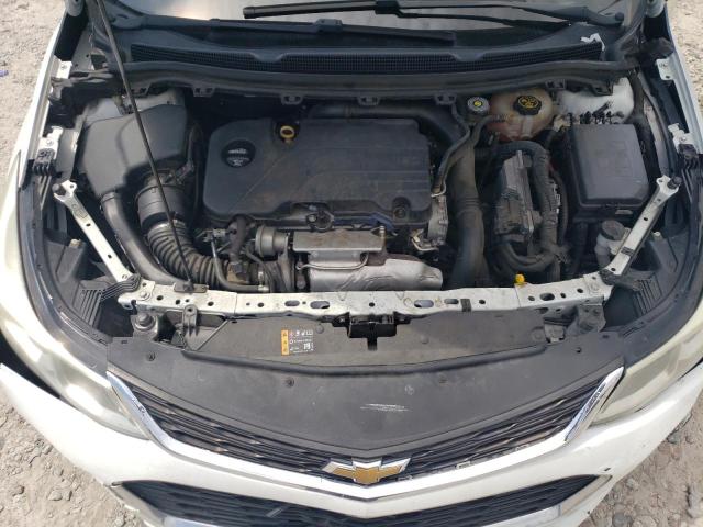 1G1BC5SM7J7167616 - 2018 CHEVROLET CRUZE LS WHITE photo 11