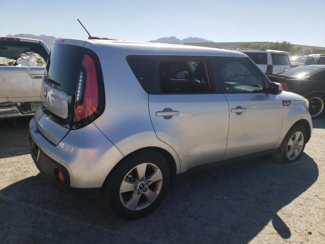 KNDJN2A28K7022470 - 2019 KIA SOUL SILVER photo 3