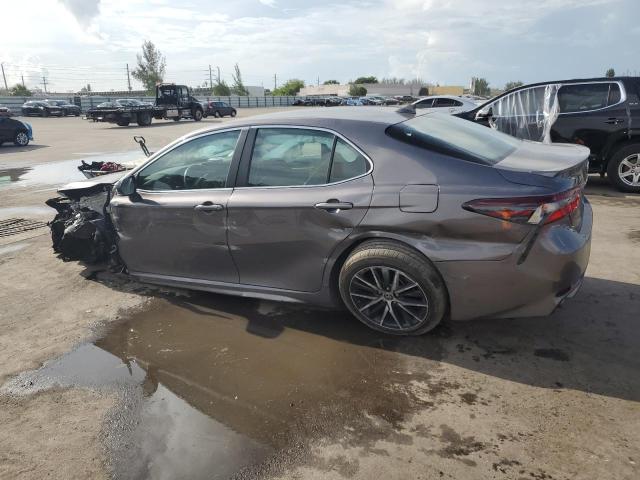 4T1G31AK6PU616067 - 2023 TOYOTA CAMRY SE NIGHT SHADE GRAY photo 2