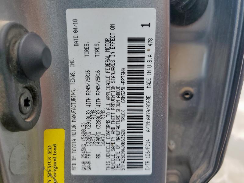 5TFAZ5CNXJX063520 - 2018 TOYOTA TACOMA DOUBLE CAB SILVER photo 12