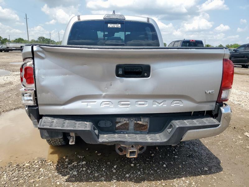 5TFAZ5CNXJX063520 - 2018 TOYOTA TACOMA DOUBLE CAB SILVER photo 6