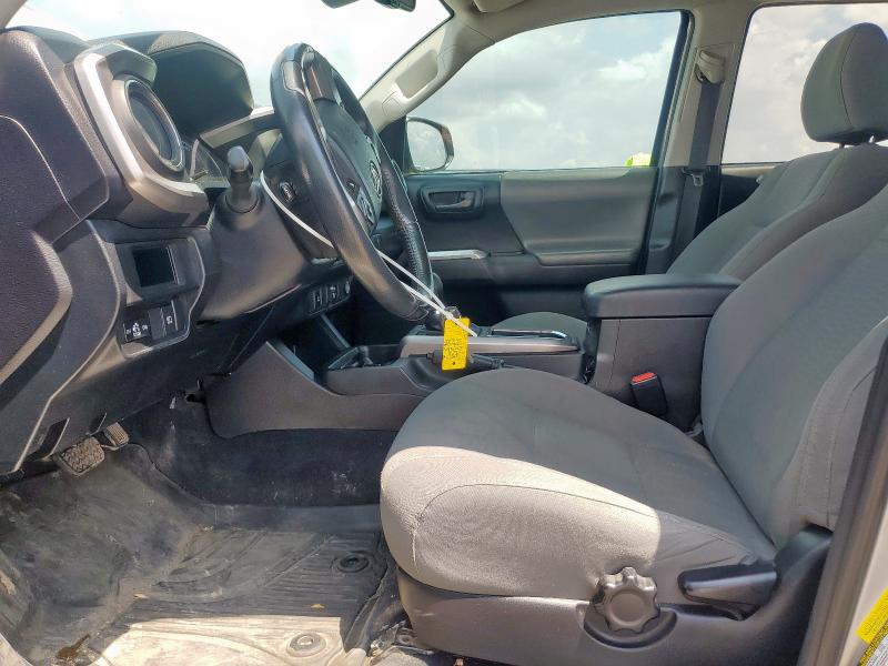 5TFAZ5CNXJX063520 - 2018 TOYOTA TACOMA DOUBLE CAB SILVER photo 7