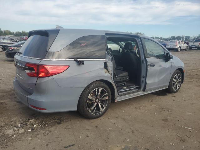 5FNRL6H80RB003538 - 2024 HONDA ODYSSEY TOURING GRAY photo 3