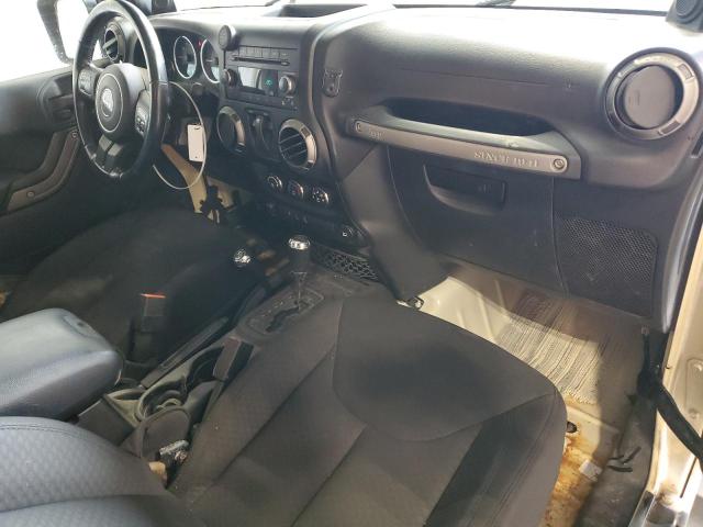 1J4AA2D19BL548655 - 2011 JEEP WRANGLER SPORT 奶油色 照片 8