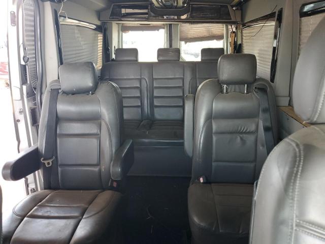 WDZPE7CC3B5542701 - 2011 MERCEDES-BENZ SPRINTER 2500 ვერცხლისფერი ფოტო 10