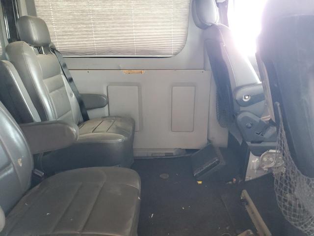 WDZPE7CC3B5542701 - 2011 MERCEDES-BENZ SPRINTER 2500 ვერცხლისფერი ფოტო 11