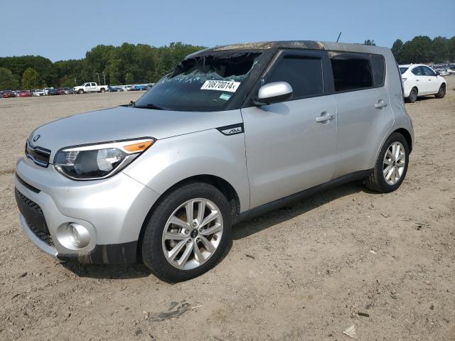 KNDJP3A59H7438854 - 2017 KIA SOUL + SILVER photo 1