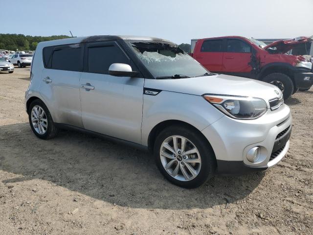 KNDJP3A59H7438854 - 2017 KIA SOUL + SILVER photo 4