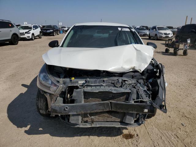 3KPA25AB6JE074818 - 2018 KIA RIO LX WHITE photo 5